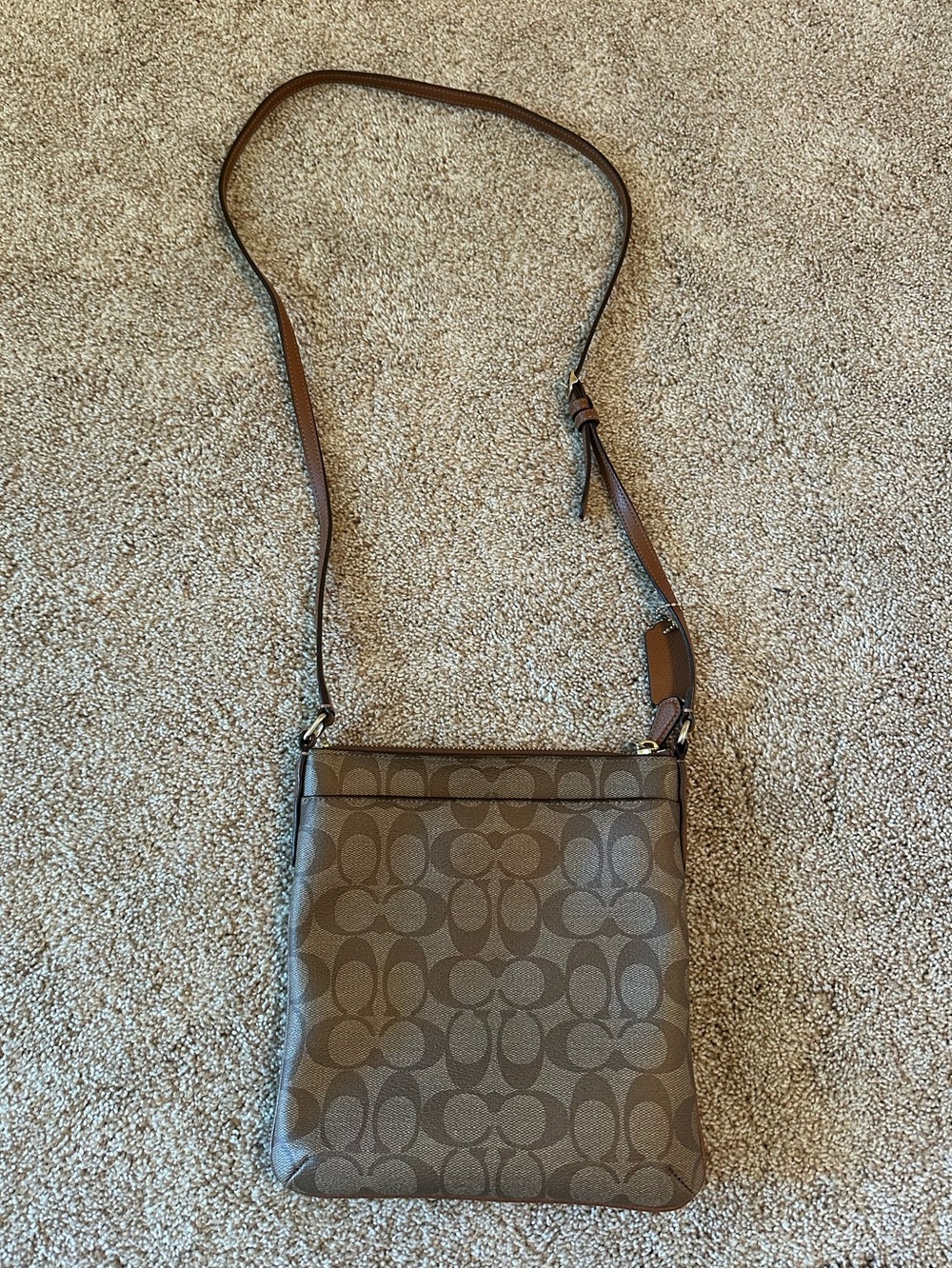 Coach Brown Leather Crossbody with Signature Tag - Picture 2 of 4